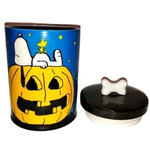 9" Ceramic Jar Peanuts Snoopy & Woodstock Snack Cookie Treat Container NWT $38